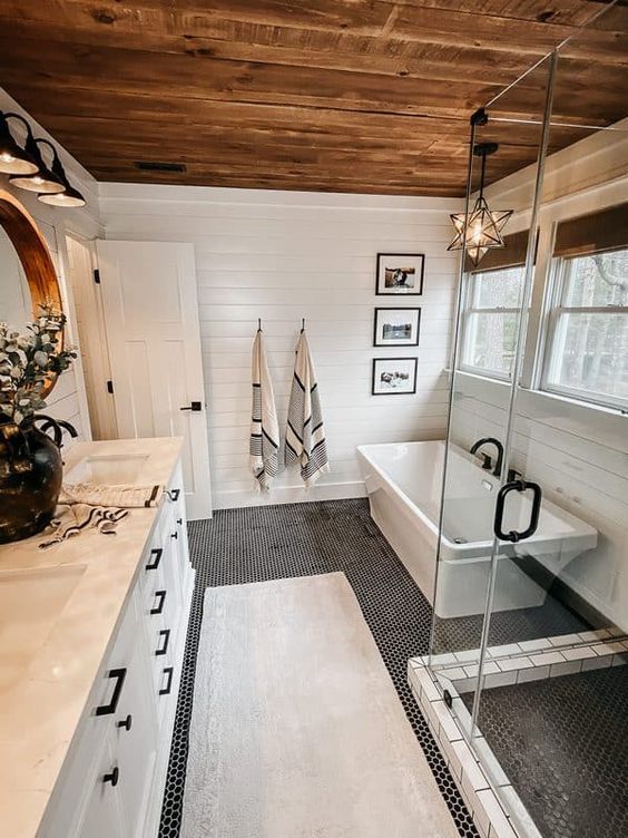 Farmhouse bathroom Lewisburg